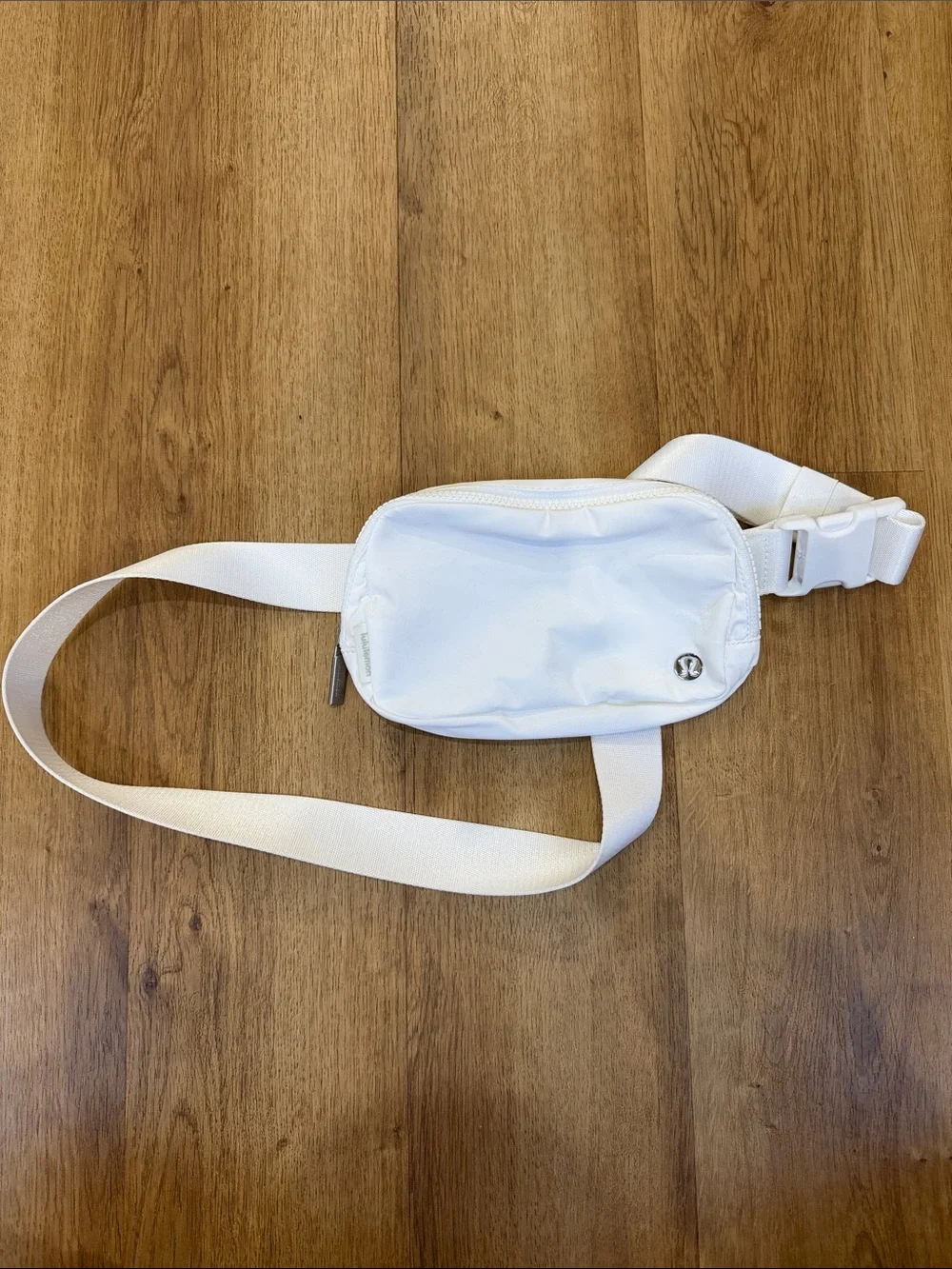 lululemon athletica white belt bag